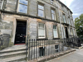 14B Howard Place